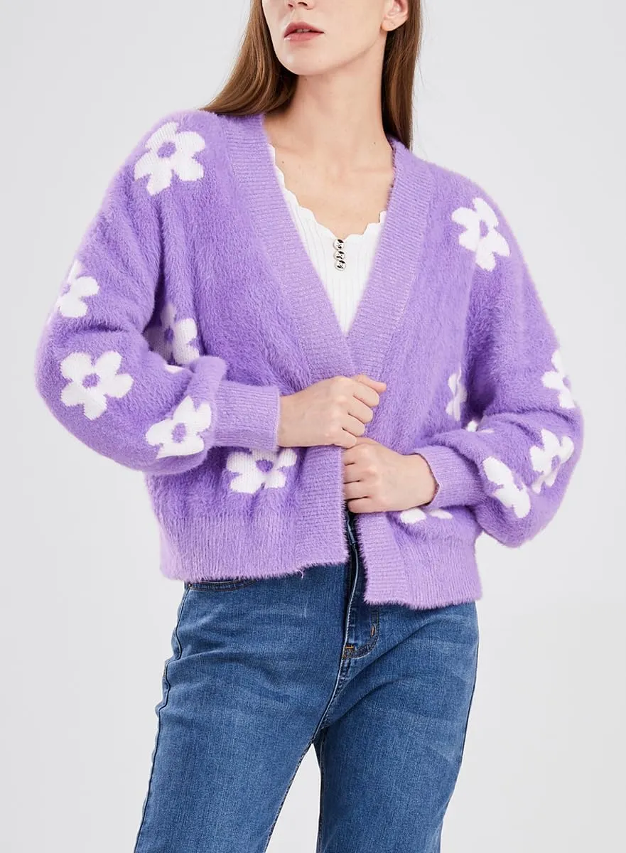 chouyatou Women's Fuzzy Daisy Printed Cropped Cardigan Open Front Jacquard Knit Sweater Tops