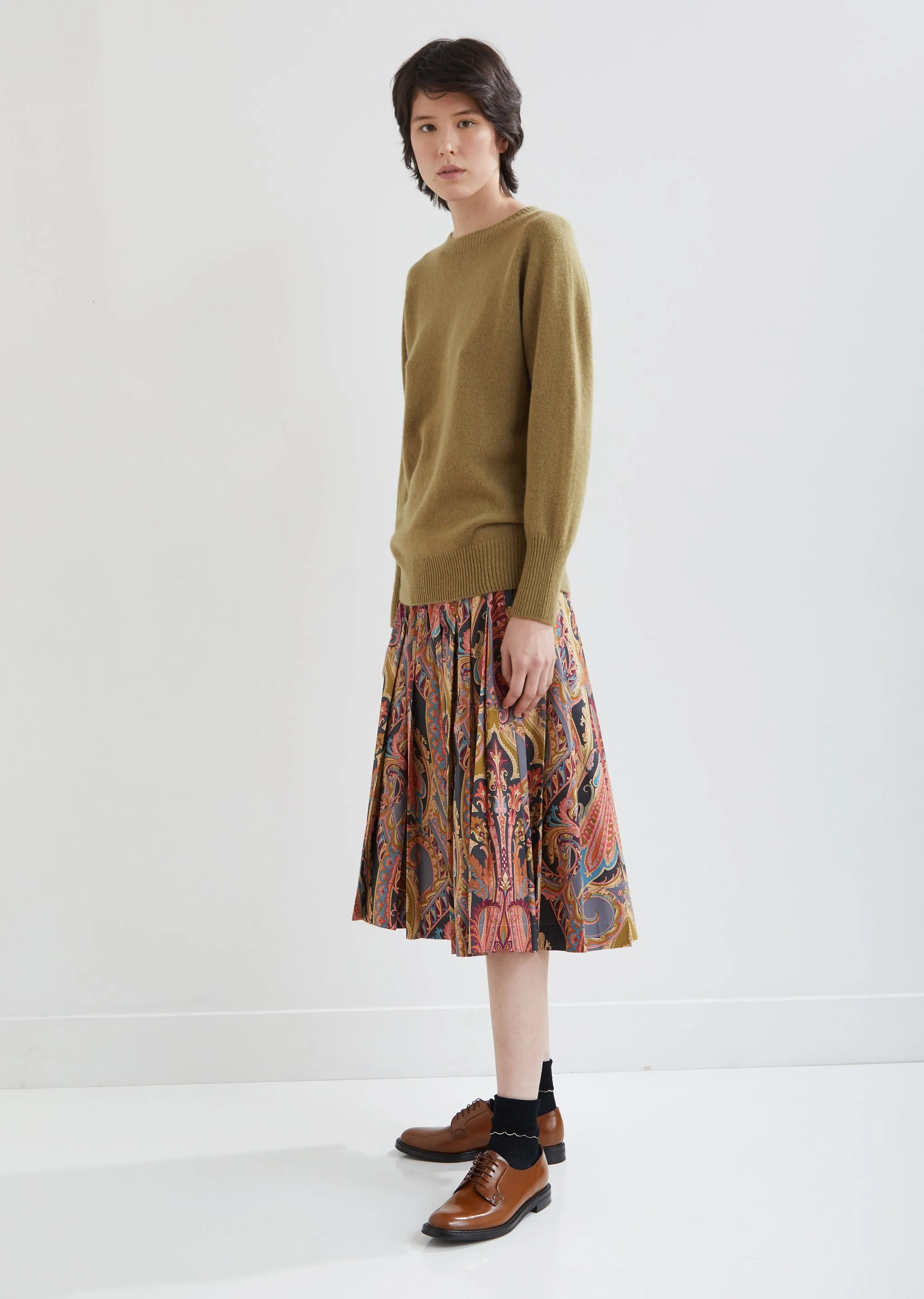 Classic Cashmere Crew Sweater