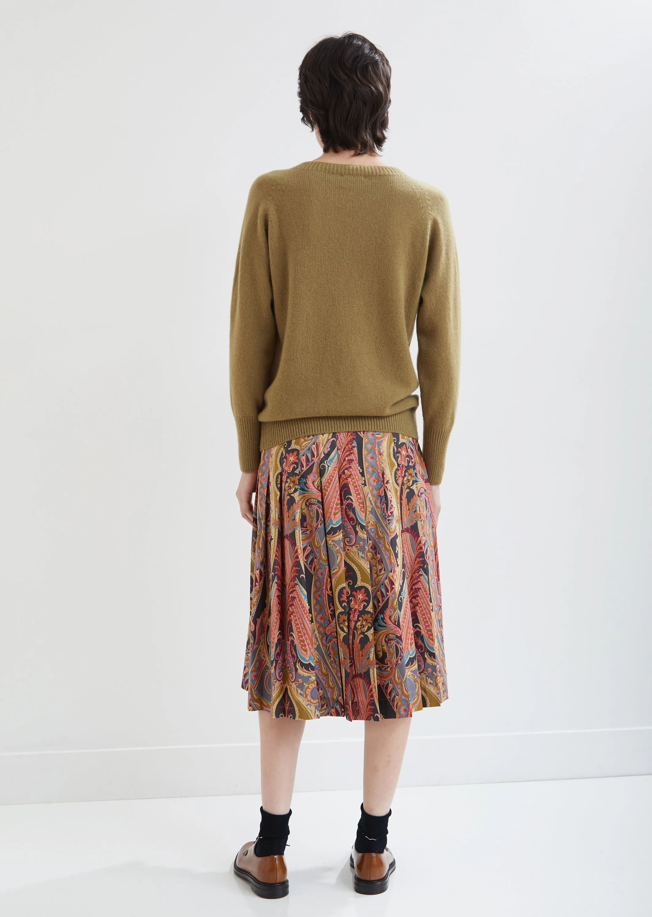 Classic Cashmere Crew Sweater