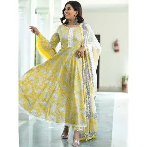 Hatheli Sunlight Dazzled Hand Block Printed Suit (Set of 3)