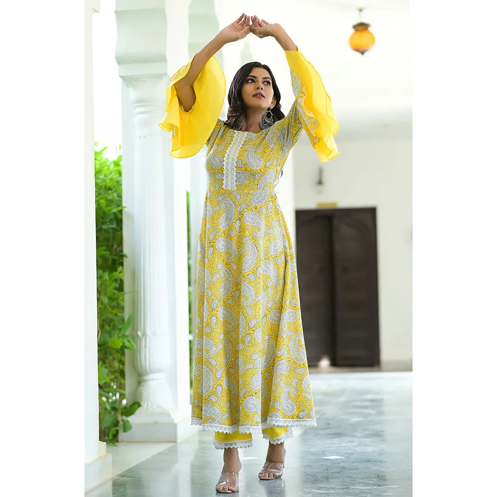 Hatheli Sunlight Dazzled Hand Block Printed Suit (Set of 3)