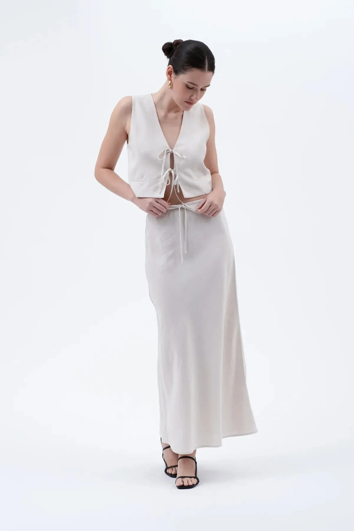 Oatmeal Tie Front Crop Vest