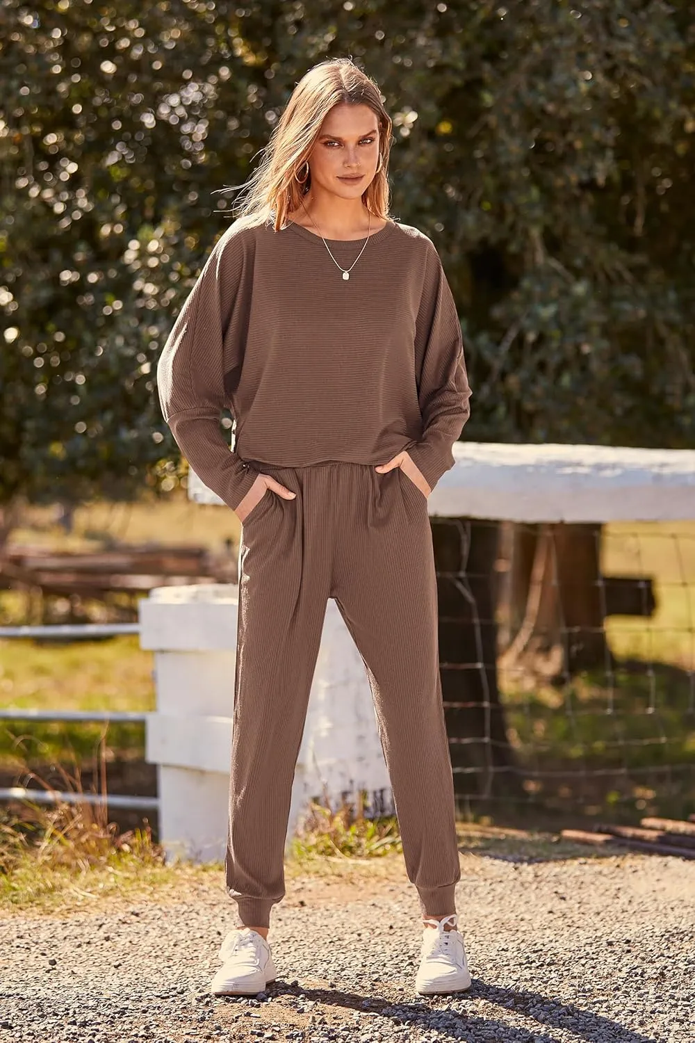 PRETTYGARDEN Women's Fall 2 Piece Outfits Fashion Sweatsuit Long Sleeve Pullover Pants Ribbed Spring Matching Lounge Set