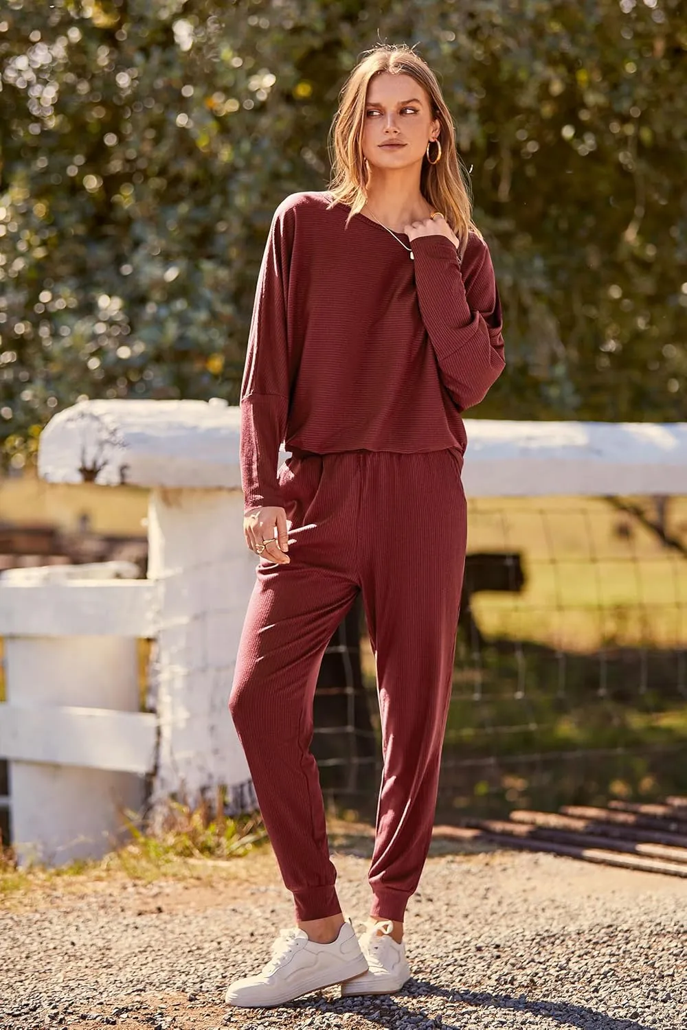 PRETTYGARDEN Women's Fall 2 Piece Outfits Fashion Sweatsuit Long Sleeve Pullover Pants Ribbed Spring Matching Lounge Set