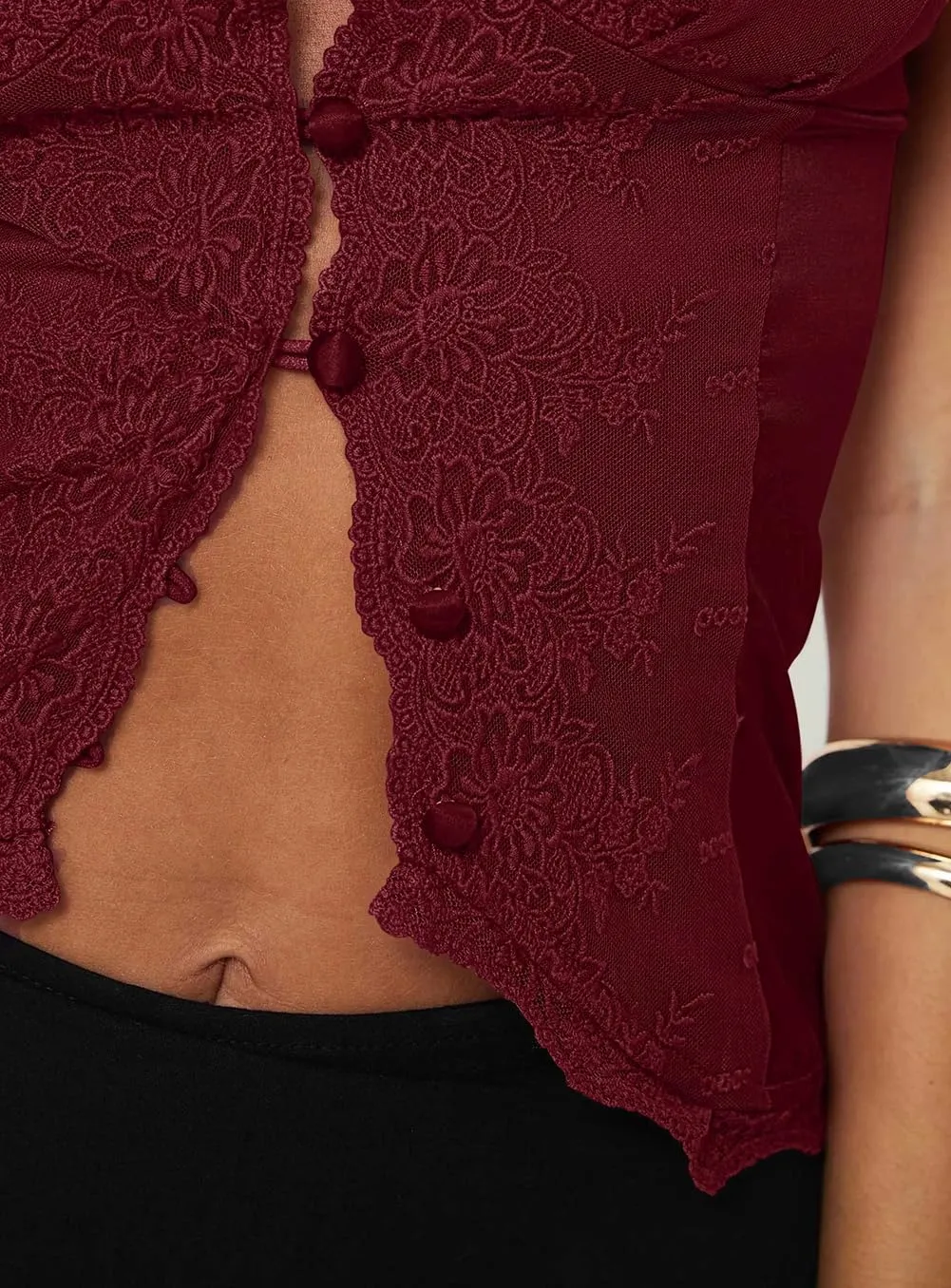 Women's Trendy Sexy Embroidered Lace Sleeveless V Neck Spaghetti Strap Cami Tank Top Boho Going Out Camisole Tops
